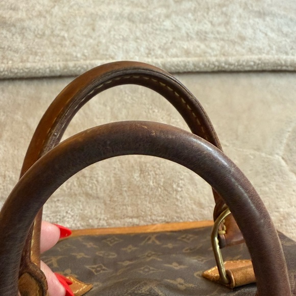 AUTHENTIC Louis Vuitton MM Alma Bag - Vintage Condition (Needs TLC) - Picture 2 of 11